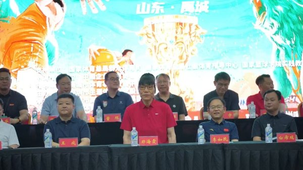凯狮优配 职工篮球燃情禹城&#32;滨州永利金球绝杀登顶华北